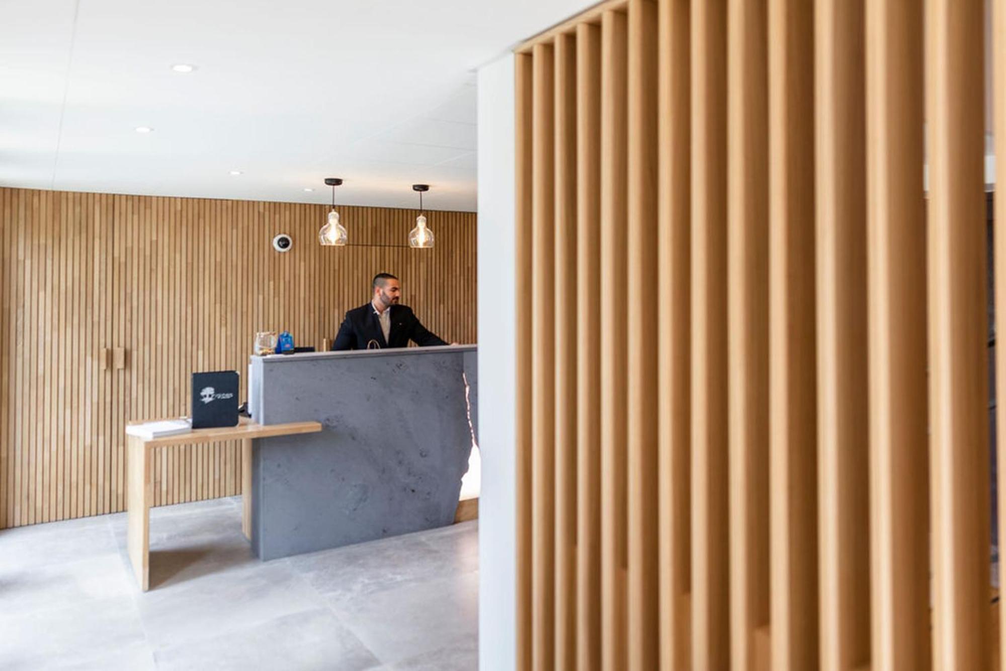 Hotel & Restaurant Origines Par Adrien Descouls - Teritoria Le Broc  外观 照片